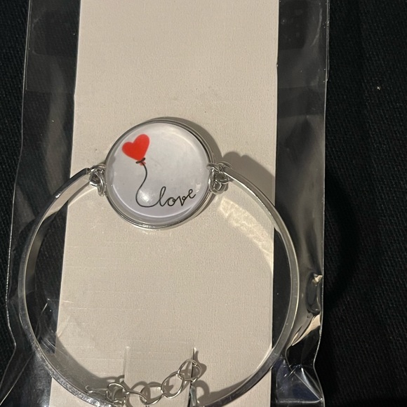 Hand Crafted Bracelet - Picture 2 of 2